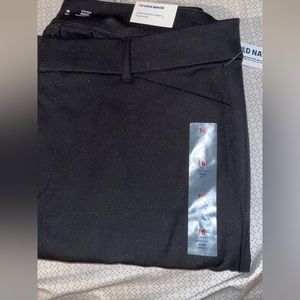 Black brand new with tags old navy pixie pants